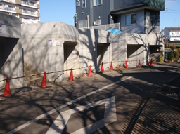 コンクリート擁壁及びガレージ工事（西東京市）